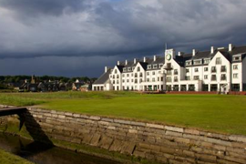 Overview of Carnoustie Golf Links