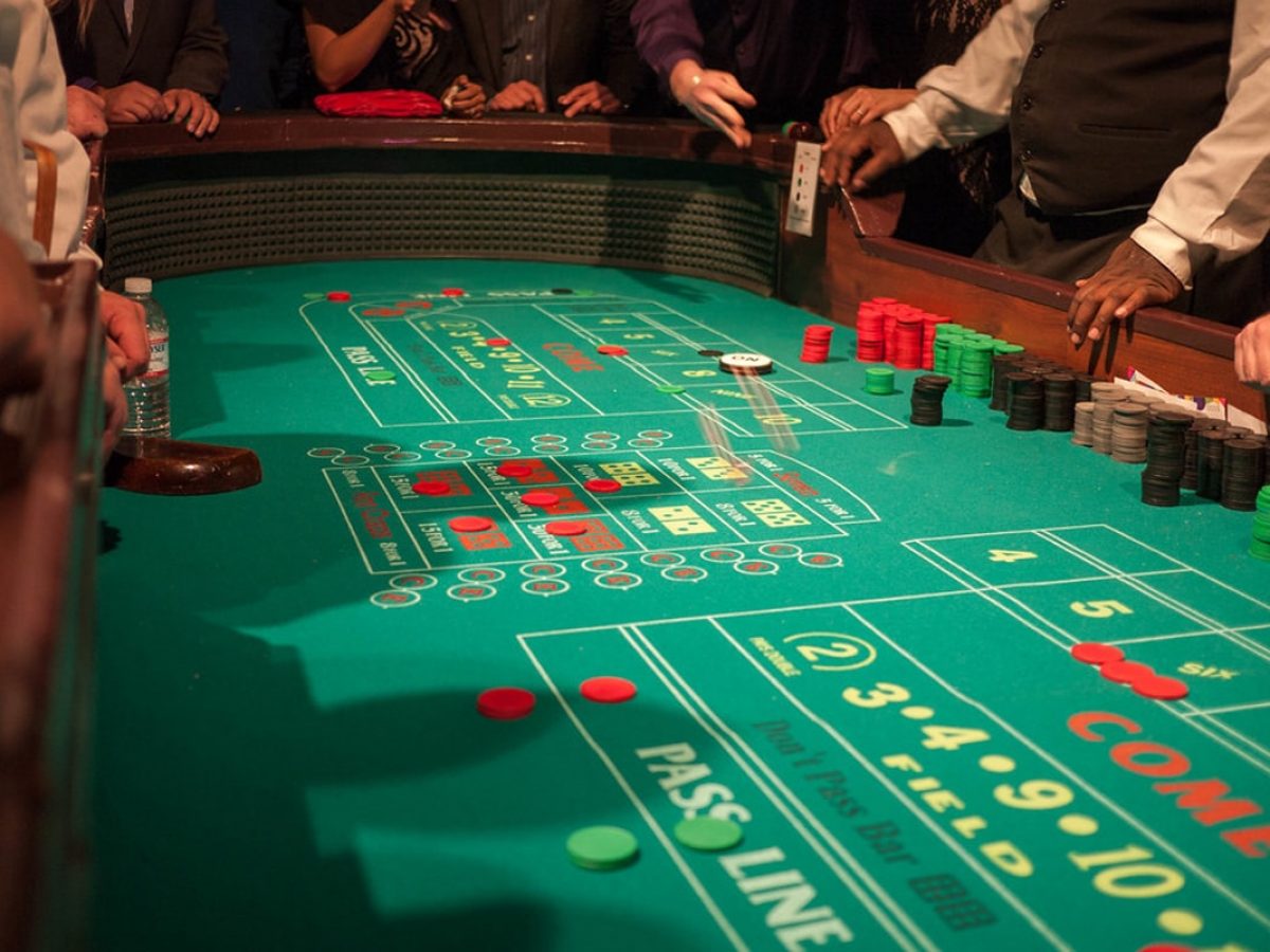 how to win at craps with a small bankroll?