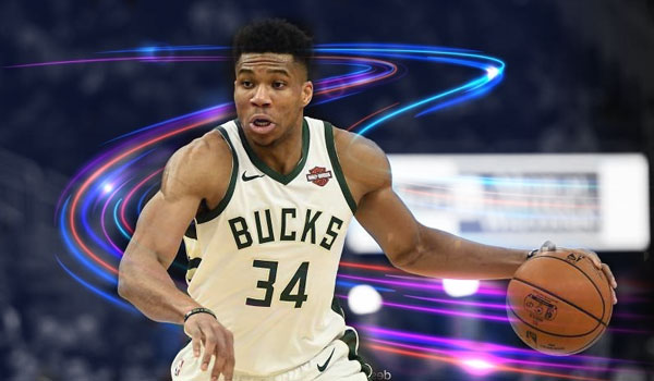 Giannis Antetokounmpo, PF, Bucks