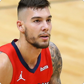 Willy Hernagomez playing for the Pelicans