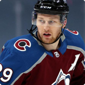 Nathan MacKinnon