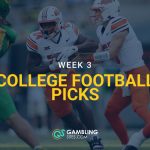 Oklahoma State quarterback Zane Flores in football game