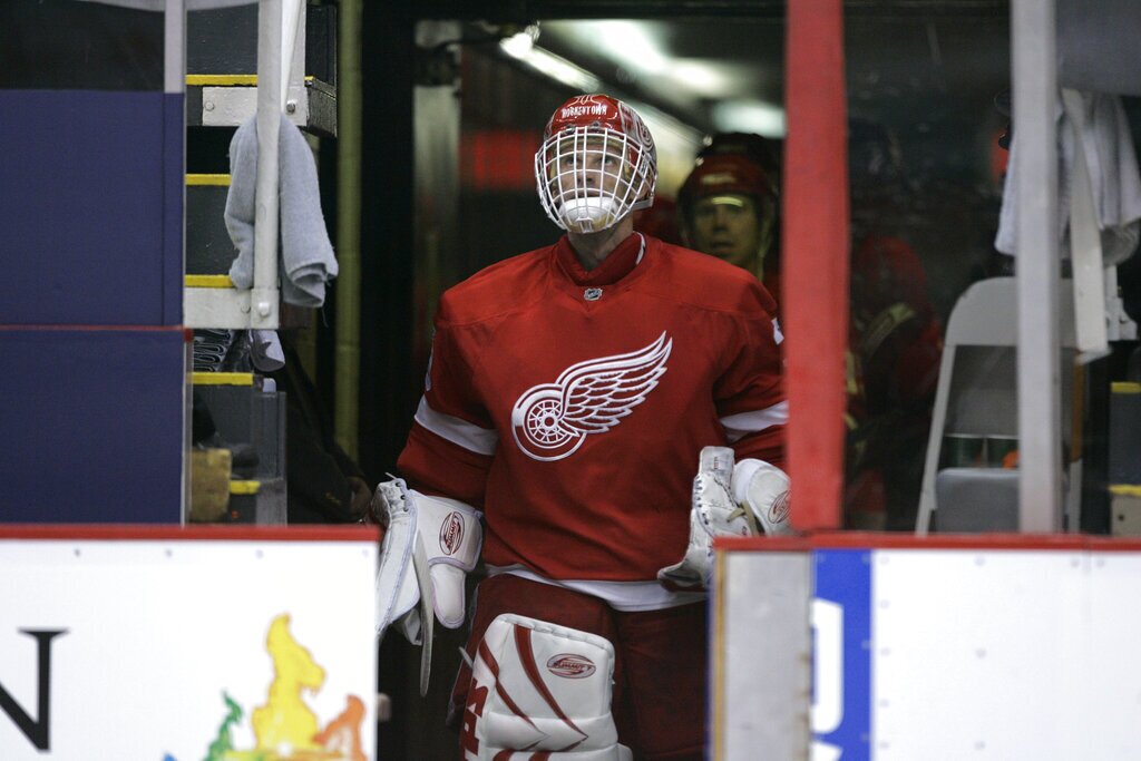Detroit Red Wings goalie Dominik Hasek