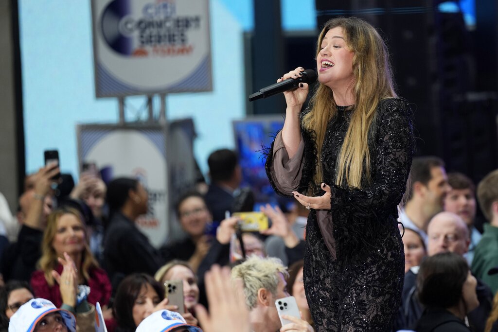 Kelly Clarkson performs on NBC's Today show